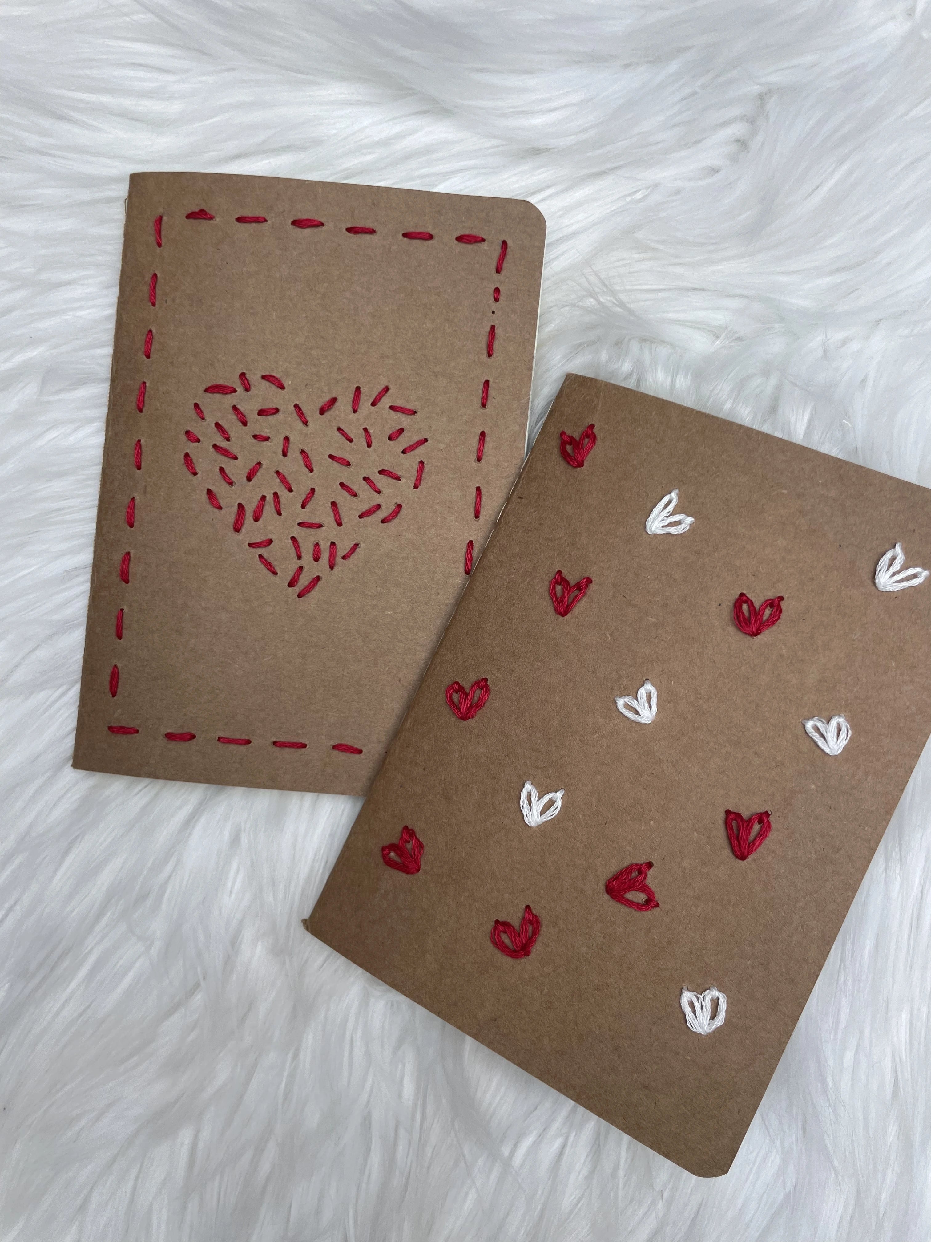 Bordado em Cartão Kraft